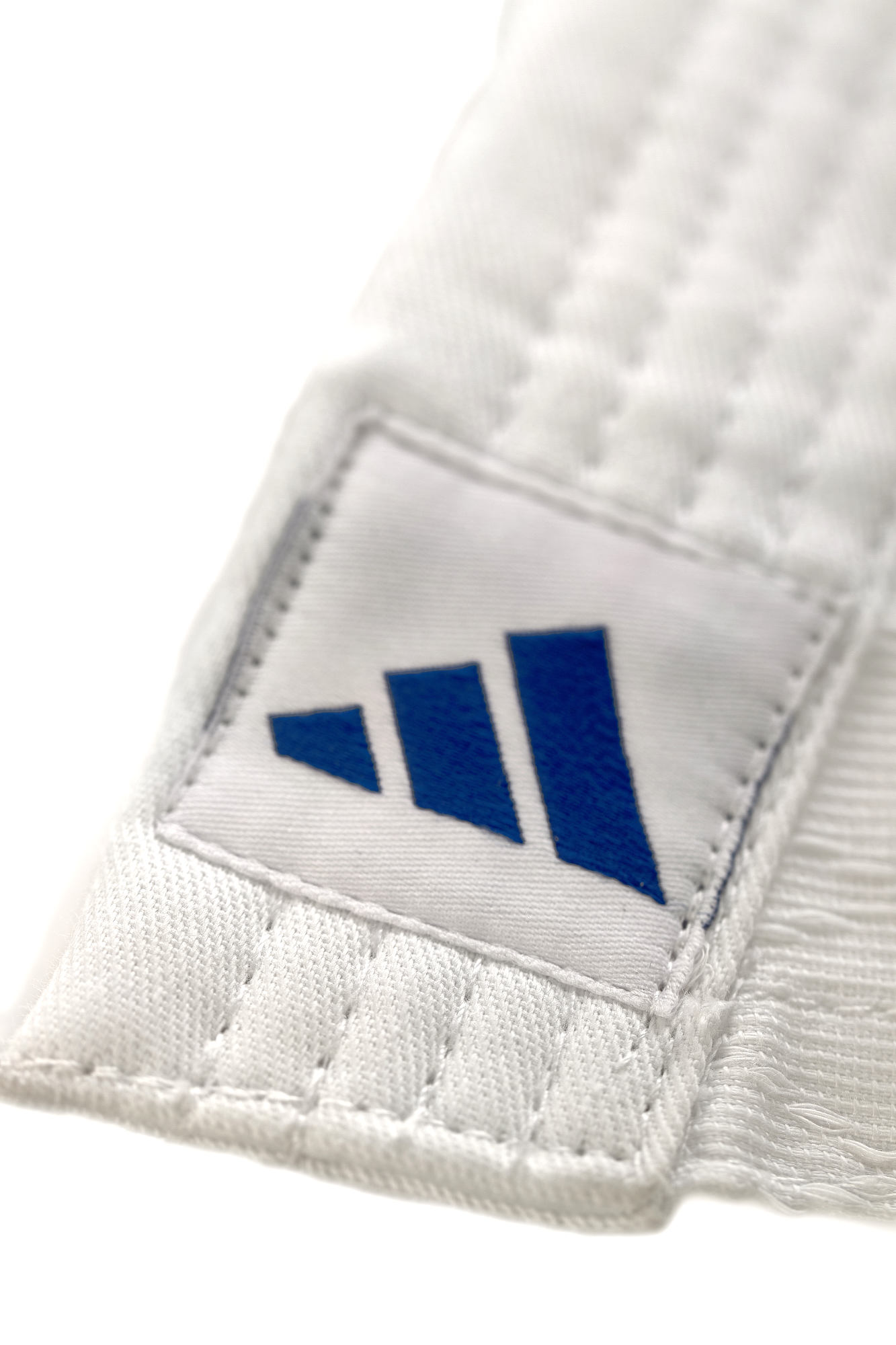 adidas-judogi-evolution-j250e-white-2023-d4635